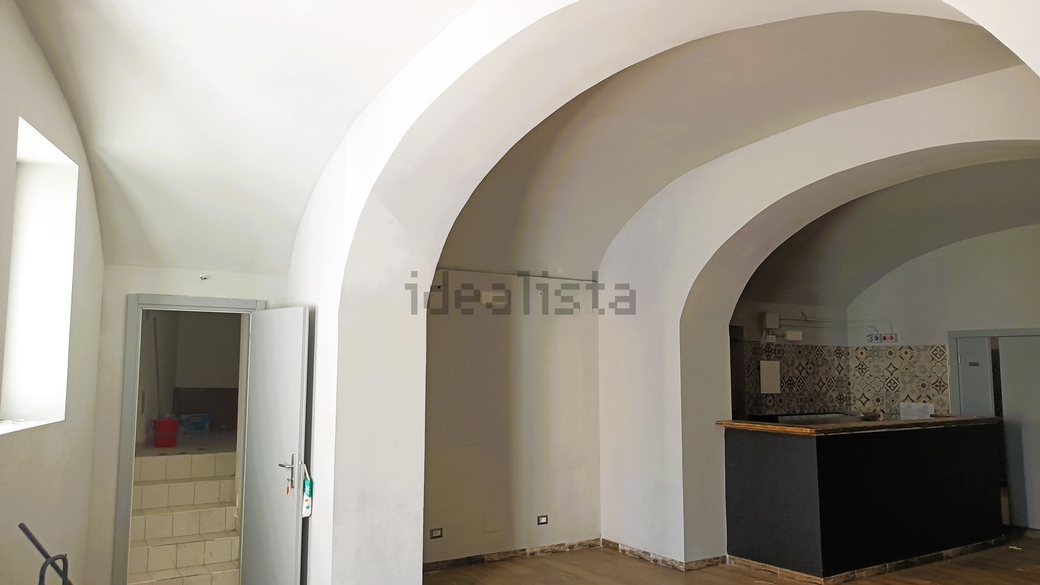 locale commerciale in vendita a Sassari in zona Centro Storico