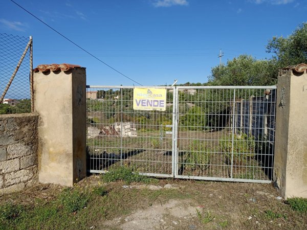 terreno agricolo in vendita a Sassari in zona Latte Dolce