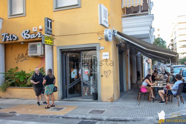 locale commerciale in vendita a Sassari in zona Centro Storico