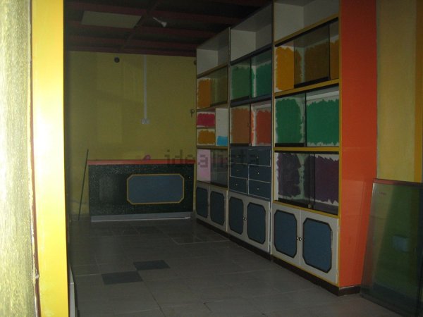 locale commerciale in vendita a Sassari