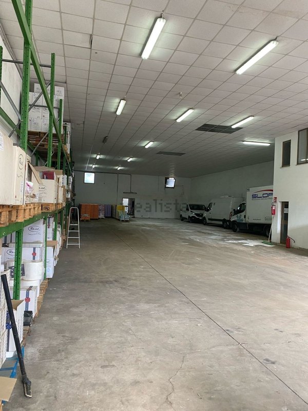 capannone in vendita a Sassari in zona Predda Niedda