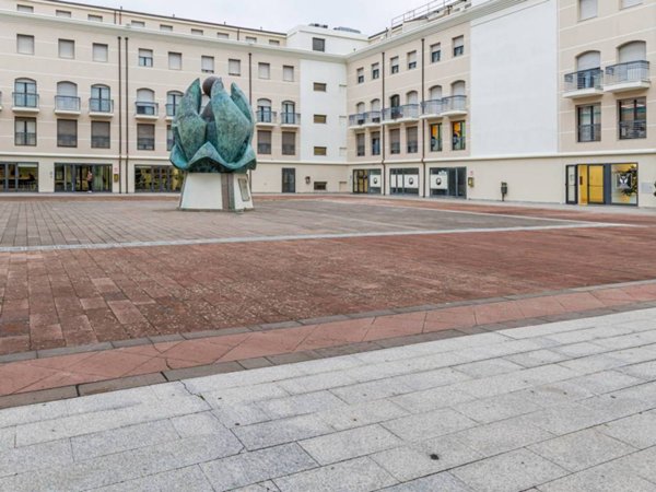 ufficio in vendita a Sassari in zona Centro Storico