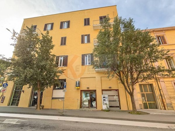 negozio in vendita a Sassari in zona Centro Storico