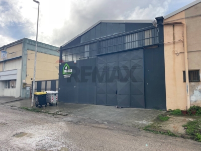 capannone in vendita a Sassari