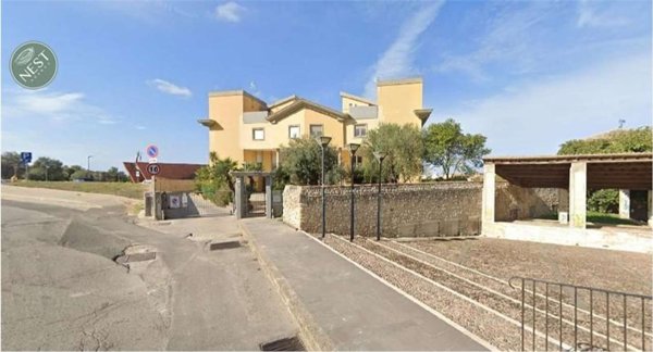 locale di sgombero in vendita a Sassari