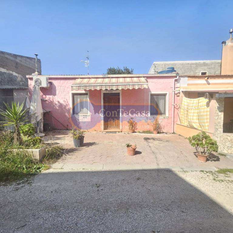 casa indipendente in vendita a Sassari in zona Ottava