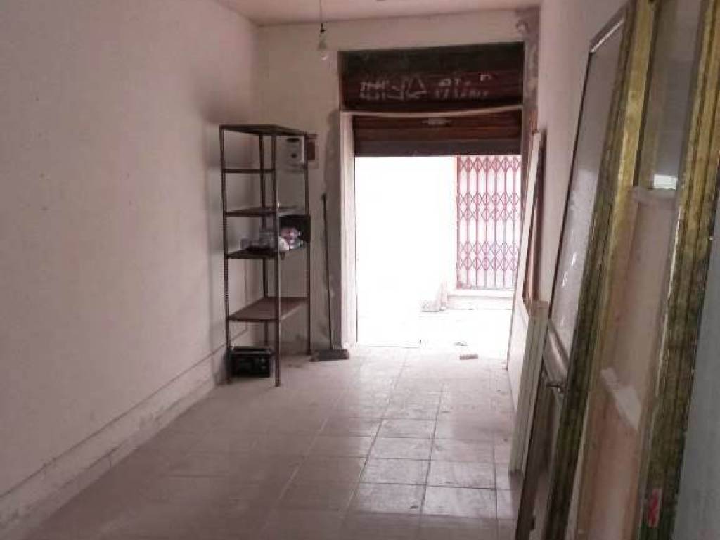 negozio in vendita a Sassari in zona Centro Storico