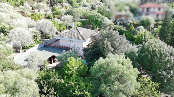 casa indipendente in vendita a Sassari in zona Caniga
