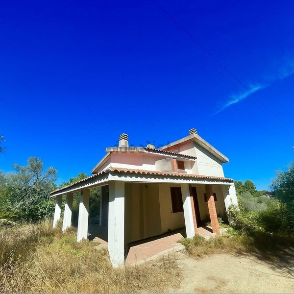 casa indipendente in vendita a Sassari in zona Latte Dolce