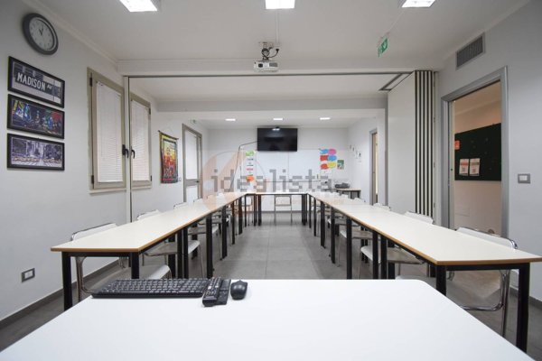 locale commerciale in vendita a Sassari