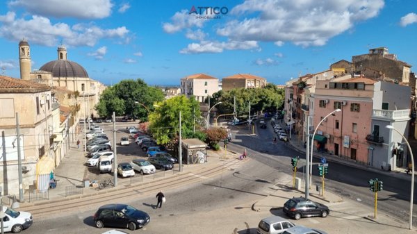 locale commerciale in vendita a Sassari