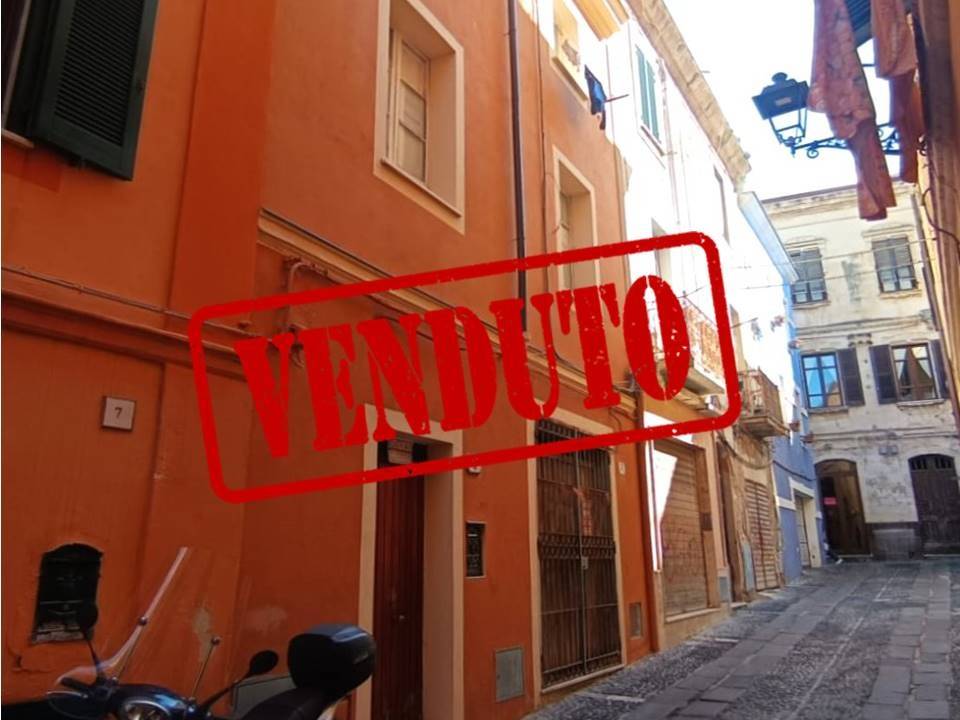 appartamento in vendita a Sassari in zona Centro Storico