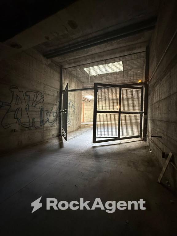 locale commerciale in vendita a Sassari in zona Baldedda