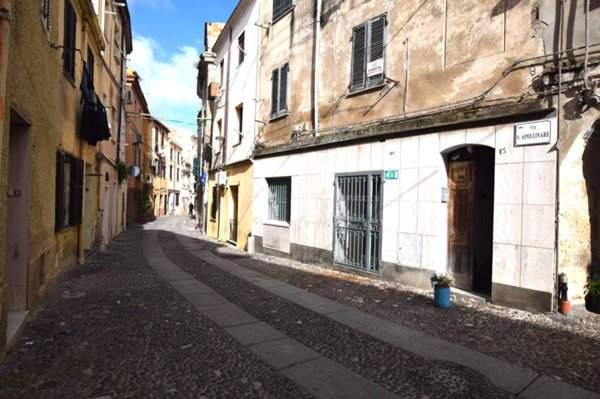 appartamento in vendita a Sassari in zona Centro Storico
