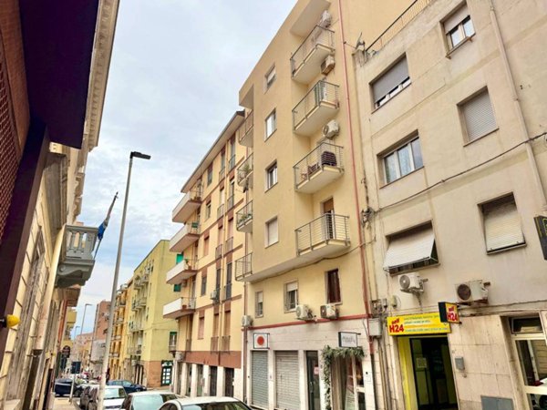 appartamento in vendita a Sassari in zona Centro Storico