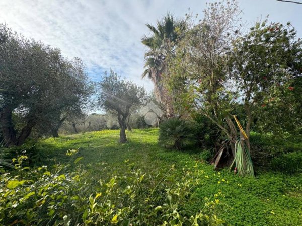 casa indipendente in vendita a Sassari in zona Latte Dolce