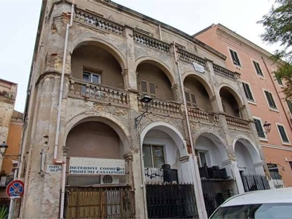 appartamento in vendita a Sassari in zona Centro Storico