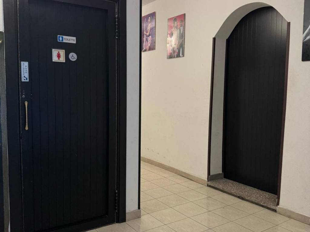 negozio in vendita a Sassari in zona Luna e Sole / Prunizzedda