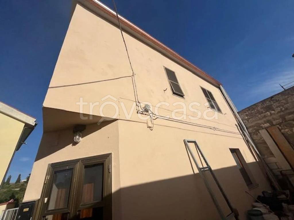 casa indipendente in vendita a Sassari in zona Caniga
