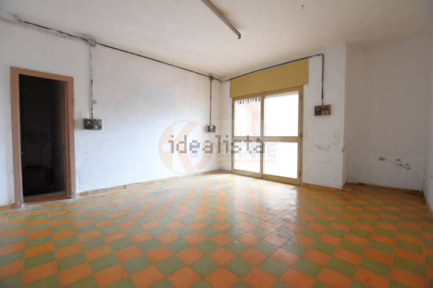 negozio in vendita a Sassari in zona Luna e Sole / Prunizzedda