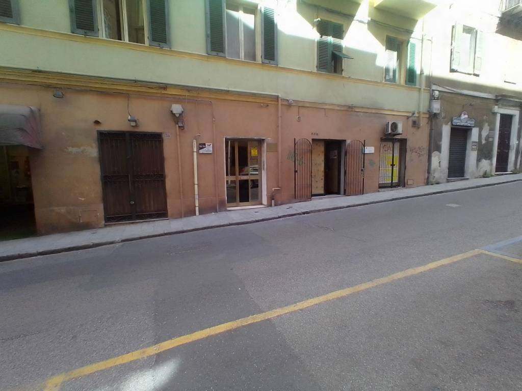 negozio in vendita a Sassari in zona Centro Storico