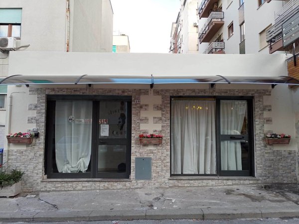 negozio in vendita a Sassari in zona Luna e Sole / Prunizzedda