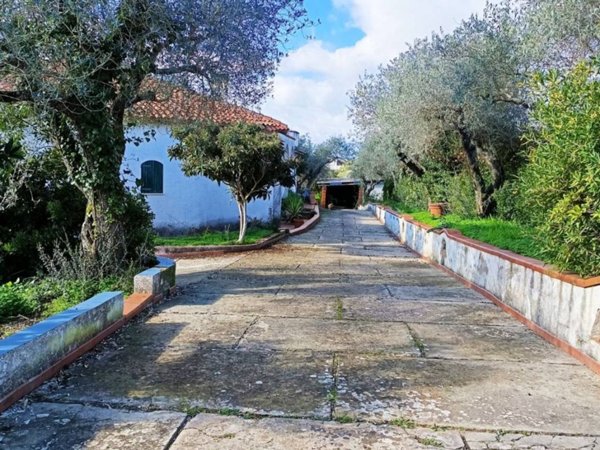 casa indipendente in vendita a Sassari in zona La Landrigga