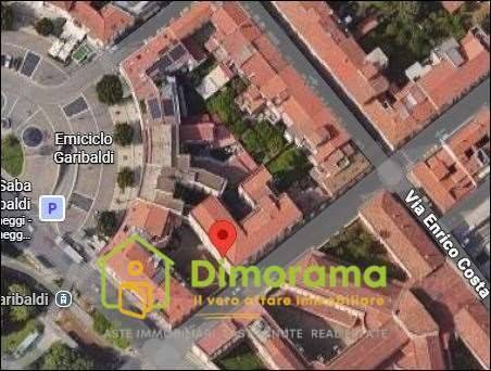 negozio in vendita a Sassari in zona Centro Storico