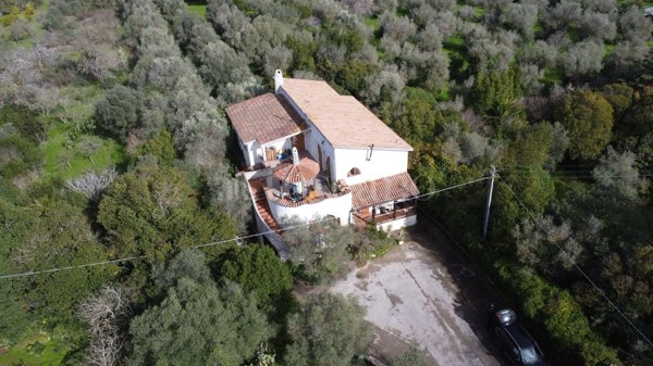 casa indipendente in vendita a Sassari in zona San Giovanni