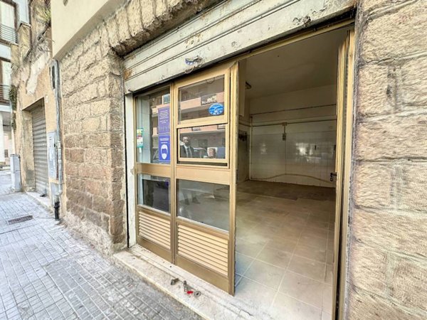 negozio in vendita a Sassari in zona Centro Storico