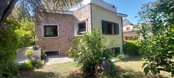 casa indipendente in vendita a Sassari