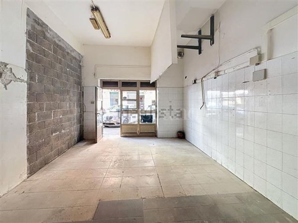 locale commerciale in vendita a Sassari in zona Centro Storico