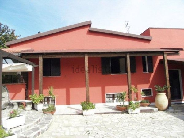 casa indipendente in vendita a Sassari in zona Bancali