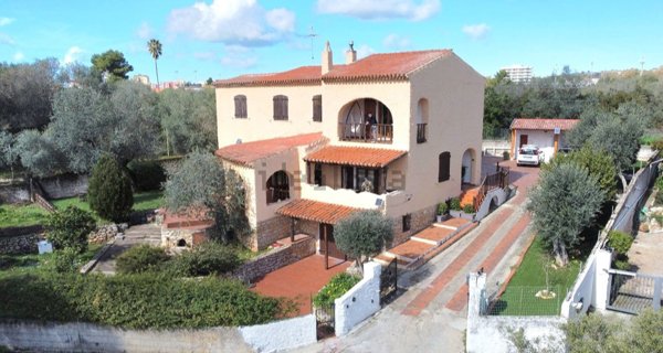 casa indipendente in vendita a Sassari in zona Monserrato / Rizzeddu