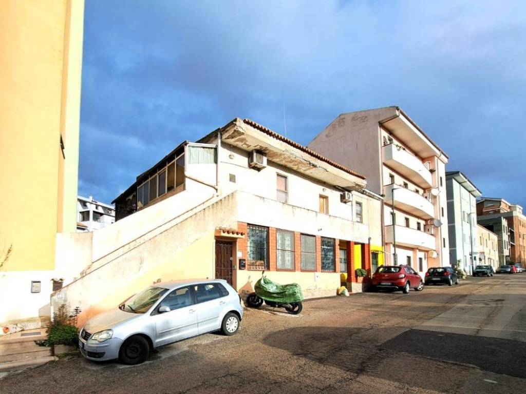 appartamento in vendita a Sassari in zona Monte Rosello