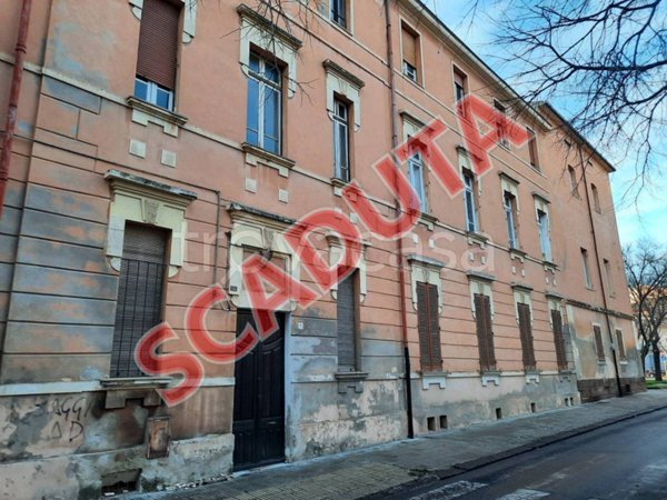 locale commerciale in vendita a Sassari