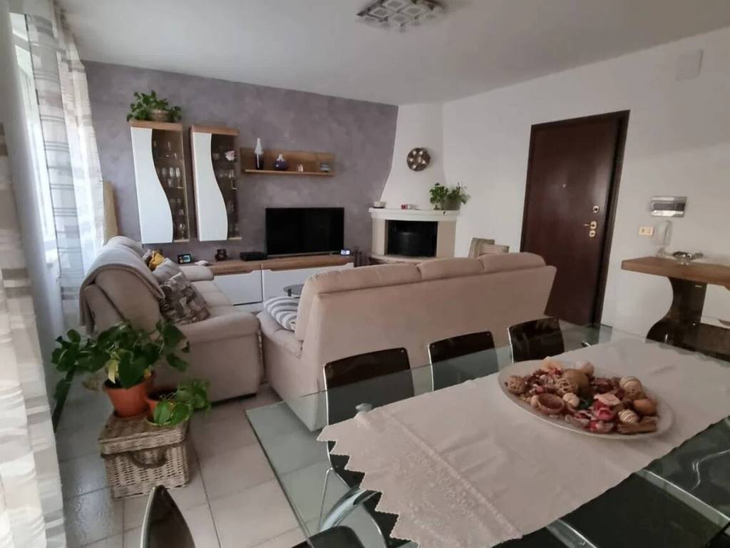 appartamento in vendita a Sassari in zona Li Punti