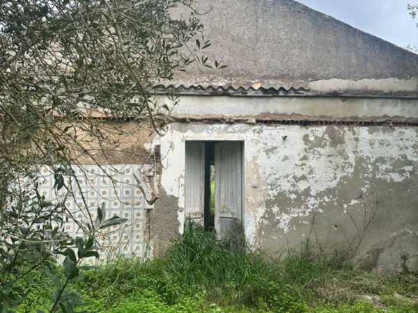 casa indipendente in vendita a Sassari in zona Latte Dolce
