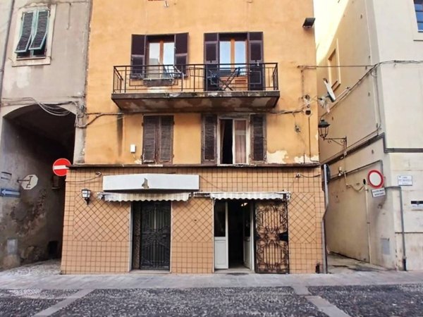 appartamento in vendita a Sassari in zona Centro Storico