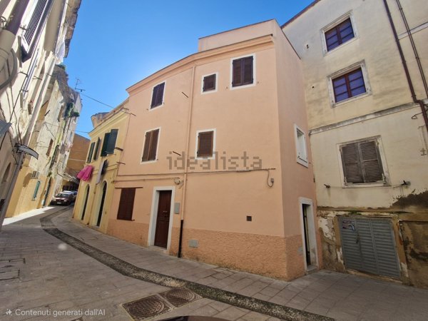appartamento in vendita a Sassari in zona Centro Storico