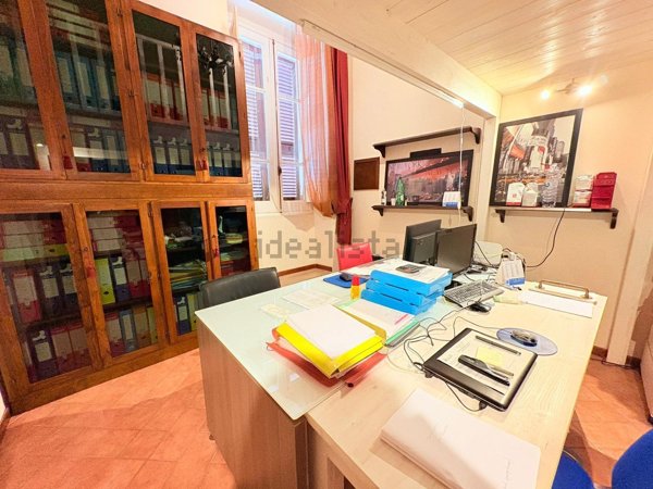 ufficio in vendita a Sassari in zona Centro Storico