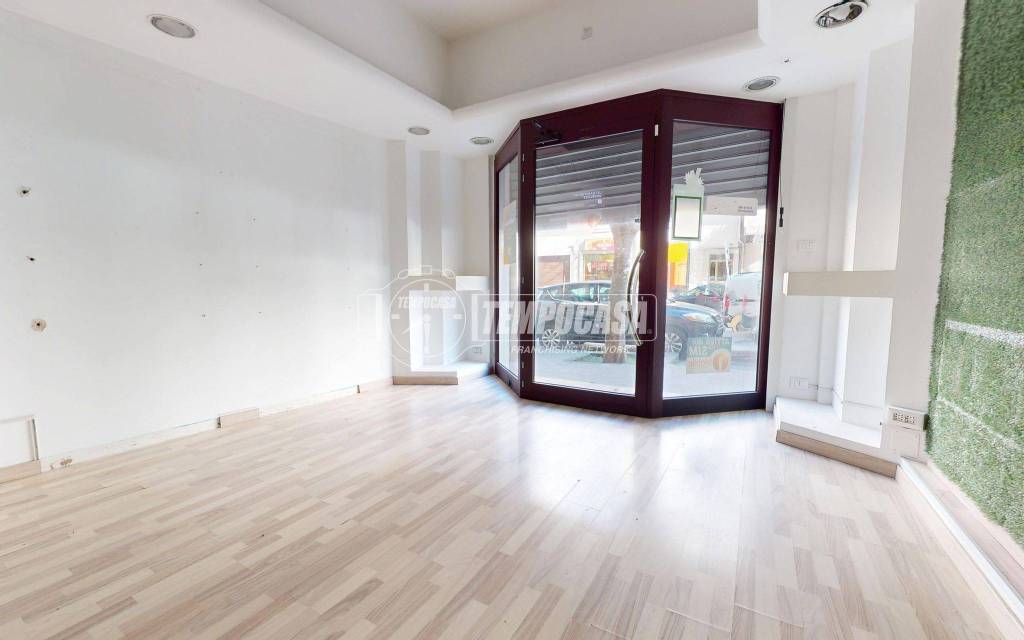 negozio in vendita a Sassari in zona Centro Storico