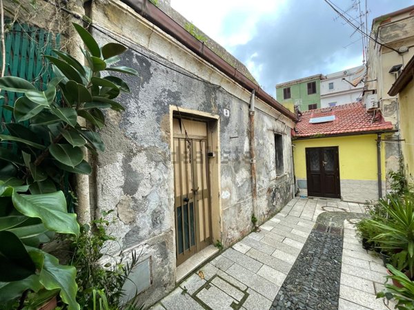 casa indipendente in vendita a Sassari