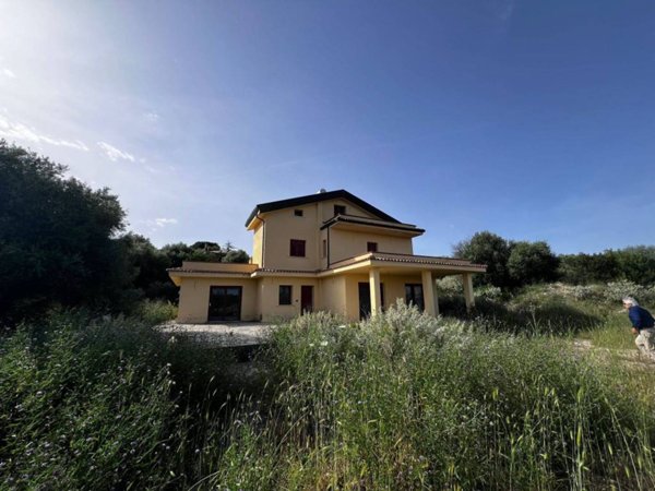 casa indipendente in vendita a Sassari in zona Luna e Sole / Prunizzedda