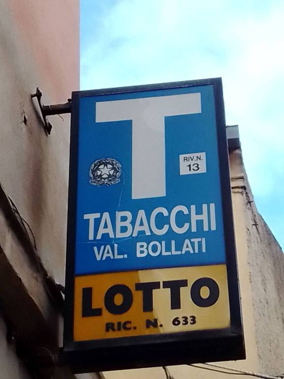 negozio in vendita a Sassari in zona Centro Storico