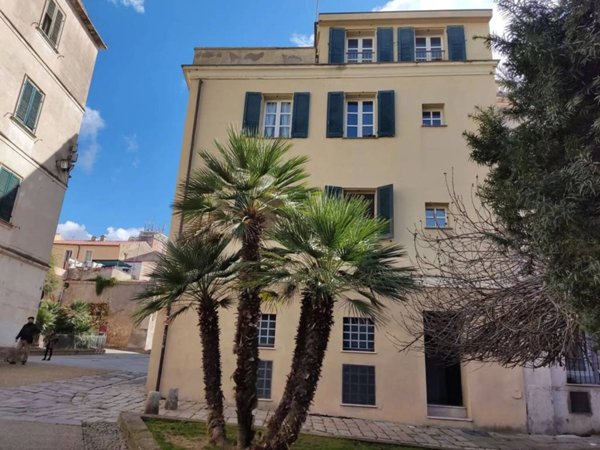 appartamento in vendita a Sassari in zona Centro Storico