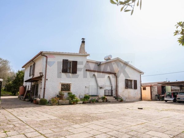 casa indipendente in vendita a Sassari in zona Latte Dolce