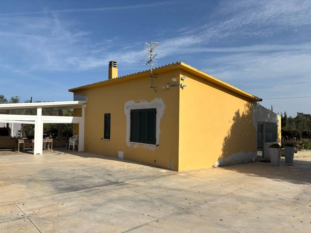 casa indipendente in vendita a Sassari in zona Ottava