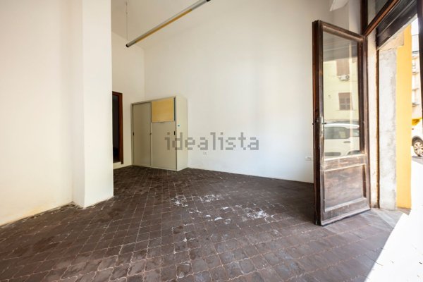 locale di sgombero in vendita a Sassari
