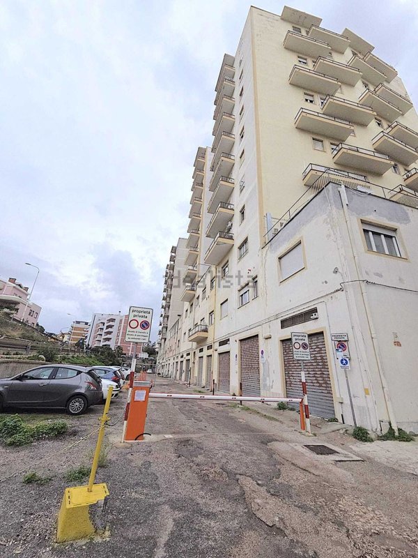 ufficio in vendita a Sassari in zona Centro Storico